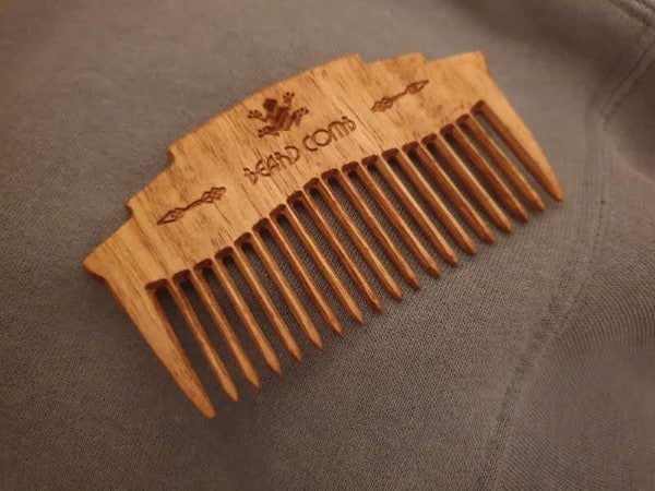 wooden-beard-comb--AustralianWorkshopCreations-mens-grooming