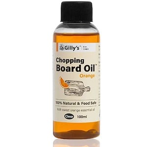 Bottle of Gilly's Chopping board oil 100ml orange oil