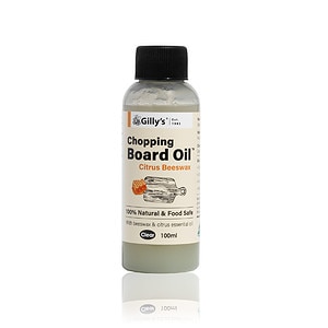 Bottle of chopping board oil containing a quality blend of citrus oils and beeswax.